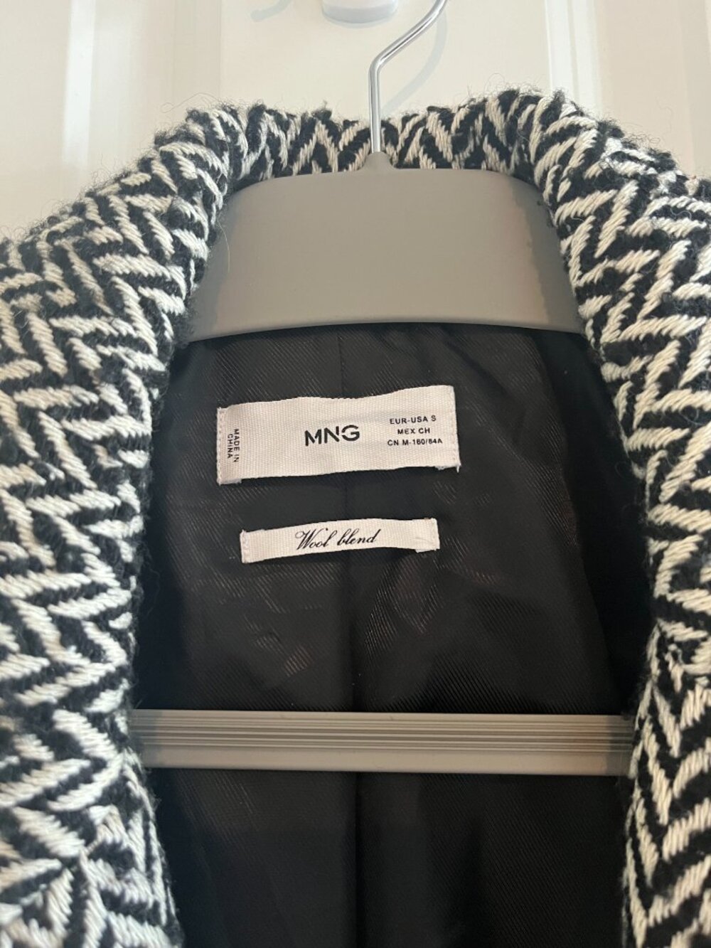MANGO BW Wool Blend Coat View 2
